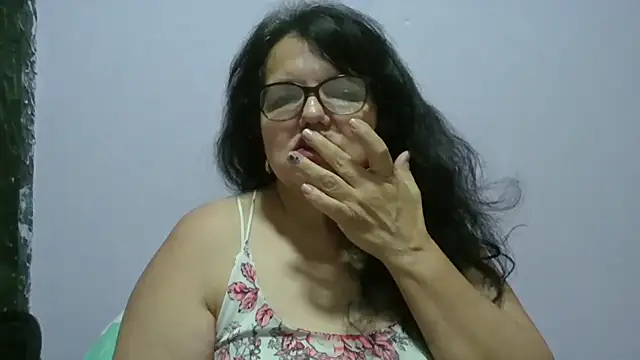 Snapshot of kassandra02 chatting on May 13, 1:25 am kassandra02 online show from May 13, 1:25 am