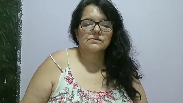 Snapshot of kassandra02 chatting on May 17, 2:31 am kassandra02 online show from May 17, 2:31 am