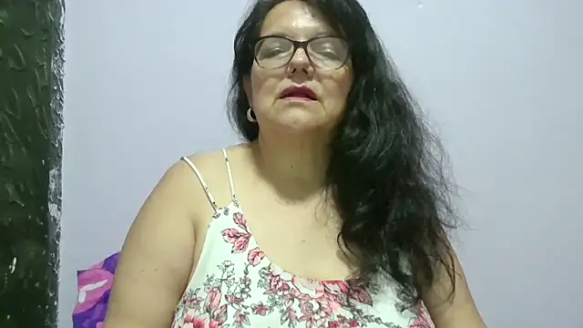 Snapshot of kassandra02 chatting on May 18, 2:51 am kassandra02 online show from May 18, 2:51 am