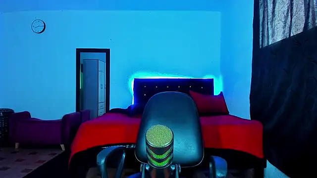 DavidfullOFlove online show from March 1, 6:00 pm