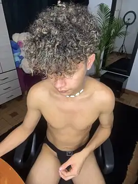 DavidfullOFlove online show from October 25, 1:35 am