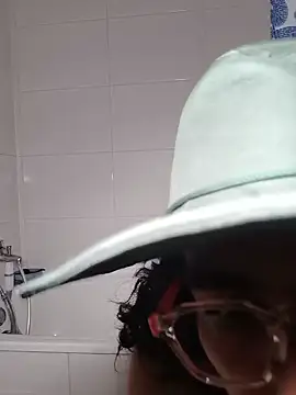 Redfloweer1 online show from February 26, 4:45 pm