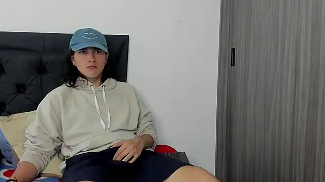 alex connorr online show from December 30, 9:08 pm