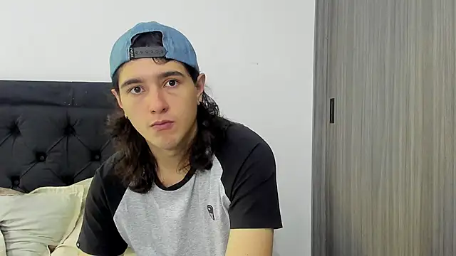 alex connorr online show from January 13, 5:12 pm