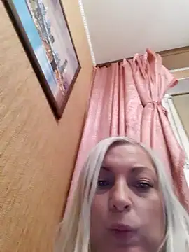 cutecatXXX online show from December 20, 9:50 pm