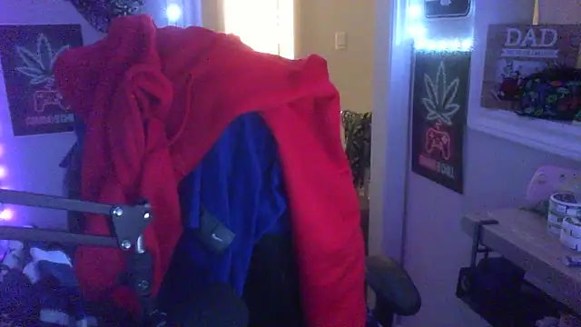 GeneralXMillyX online show from November 9, 3:43 pm