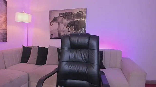 alaia7h online show from November 23, 7:46 pm