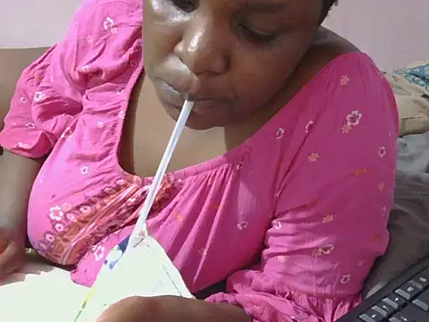 pretty dimplegirl online show from April 20, 6:31 pm