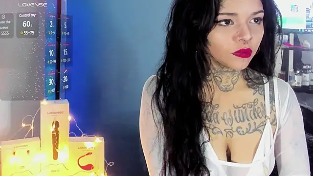 NinaInk online show from February 3, 12:14 pm