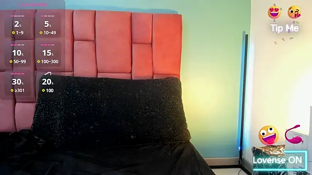 NinaInk online show from March 2, 3:48 pm