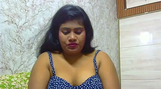 Snapshot of sexy_roma chatting on March 13, 6:12 pm sexy roma online show from March 13, 6:12 pm