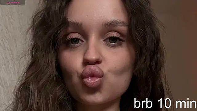 Katy perry  online show from April 24, 3:20 am