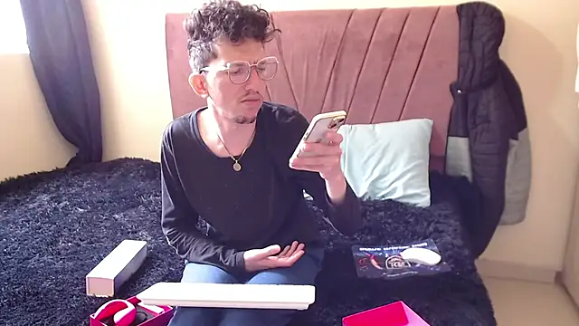 Orlandodcn 69 online show from October 25, 4:24 pm