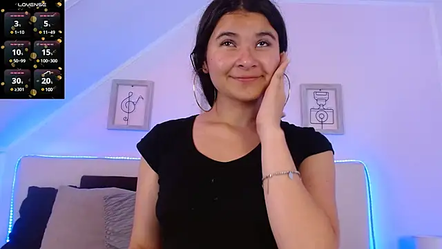 Snapshot of Tifanny_grey chatting on January 25, 8:53 pm Tifanny grey online show from January 25, 8:53 pm