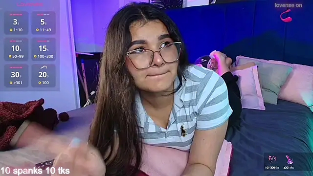 Snapshot of Tifanny_grey chatting on September 13, 12:16 pm Tifanny grey online show from September 13, 12:16 pm