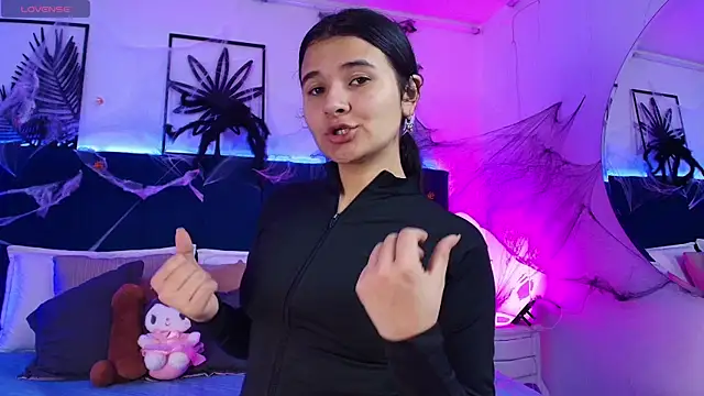 Tifanny grey online show from October 27, 8:02 pm