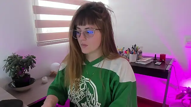 tekila   online show from April 15, 10:21 pm