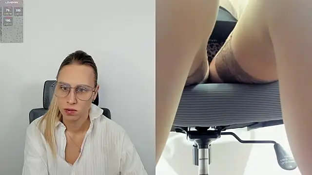 Snapshot of miissblonde chatting on March 16, 3:14 am miissblonde online show from March 16, 3:14 am