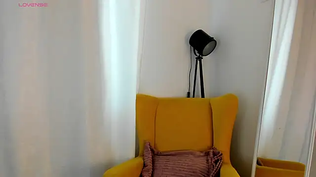 miissblonde online show from March 26, 3:12 am