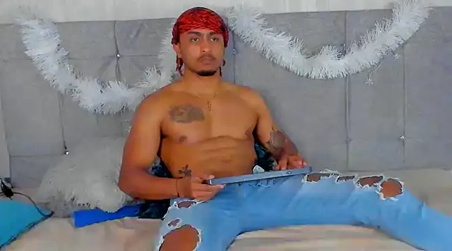 Mateo Reales online show from December 31, 4:06 am