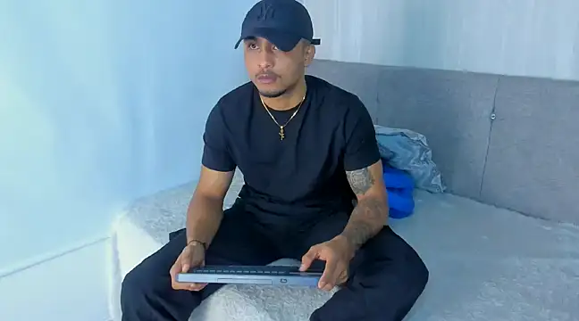 Mateo Reales online show from March 12, 2:09 am