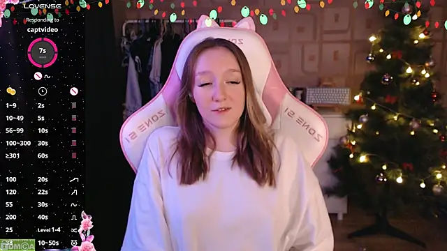 MoonlishSiren online show from December 25, 9:43 pm