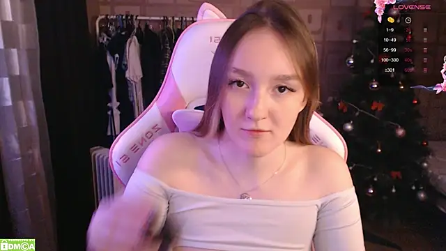 MoonlishSiren online show from January 18, 8:19 pm