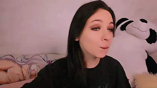 Only   Yours online show from December 15, 9:35 am