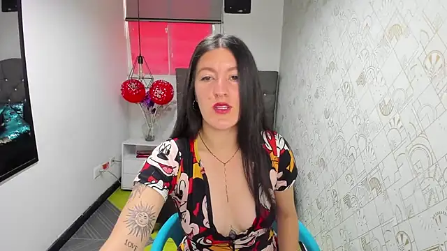 LiaCooper  online show from March 5, 3:29 pm