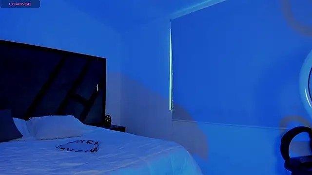 MelodyBliss online show from April 22, 9:49 pm