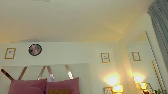 KendalMilleer online show from February 24, 1:13 am