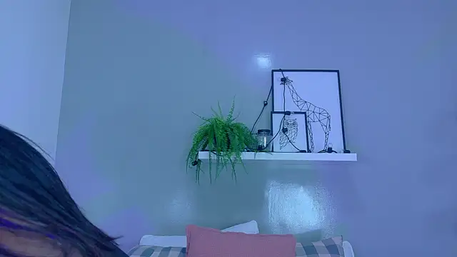 KendalMilleer online show from September 18, 10:06 am