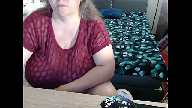 Sweetboobs online show from September 29, 7:30 pm