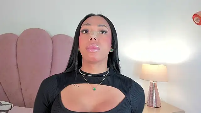 Nicole Paradise online show from December 2, 12:21 pm