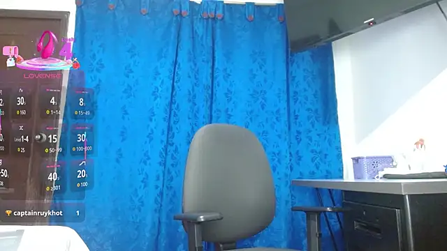 SophiaMeyerst online show from September 24, 3:59 pm