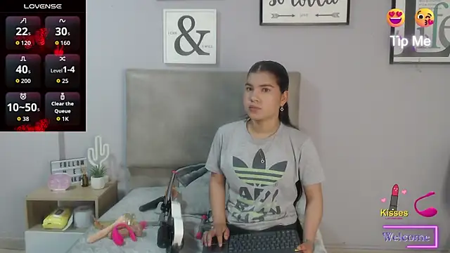 SophiaMeyerst online show from July 11, 1:58 pm