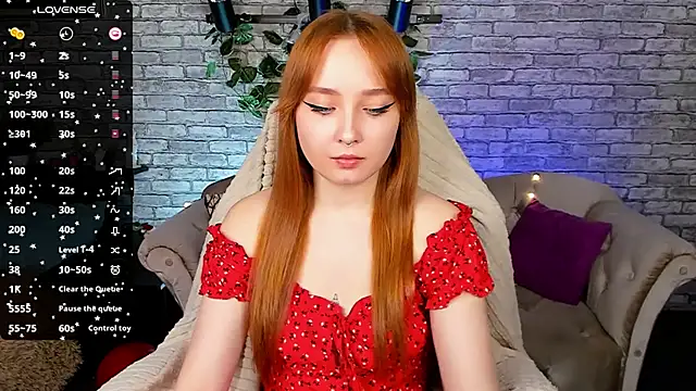 Emma Chery online show from January 18, 1:40 pm