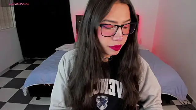 paula kawaiifu  online show from January 22, 2:14 pm