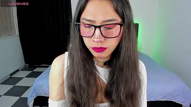 paula kawaiifu  online show from January 28, 1:49 pm