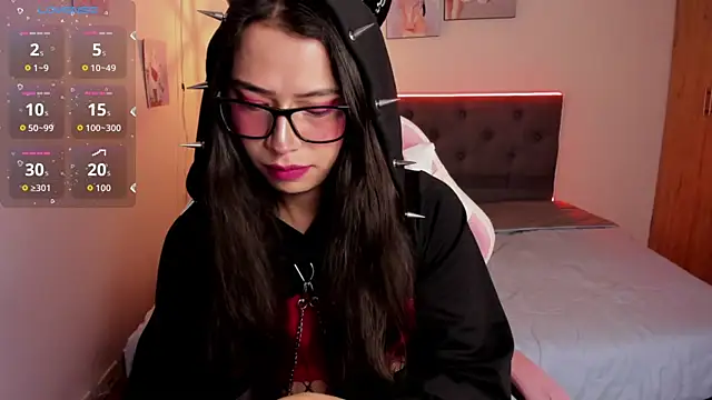 paula kawaiifu  online show from October 19, 2:50 pm