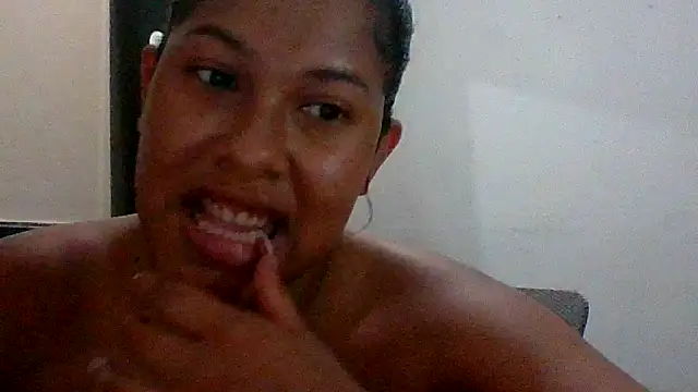 Kitra New online show from February 17, 7:31 pm