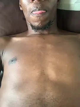 Snapshot of DManL chatting on December 20, 12:56 pm DManL online show from December 20, 12:56 pm