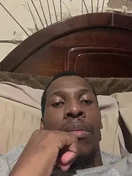 Snapshot of DManL chatting on March 23, 6:45 pm DManL online show from March 23, 6:45 pm