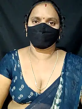 vintage-vibs online show from March 19, 5:50 pm