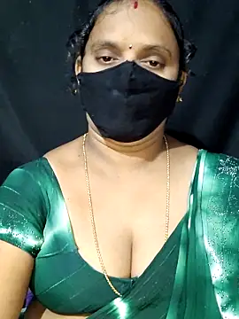 vintage-vibs online show from October 4, 6:06 pm