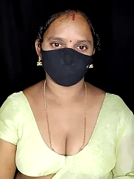 vintage-vibs online show from April 21, 6:12 pm