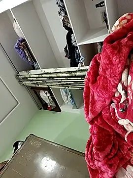 Snapshot of PVNRAO0831 chatting on September 21, 2:19 pm PVNRAO0831 online show from September 21, 2:19 pm