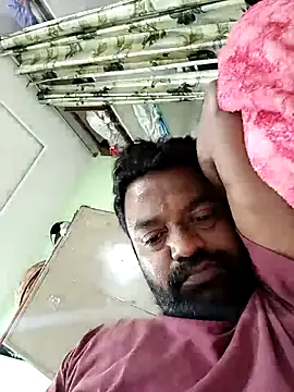 Snapshot of PVNRAO0831 chatting on October 9, 3:15 am PVNRAO0831 online show from October 9, 3:15 am