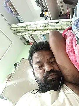 Snapshot of PVNRAO0831 chatting on October 13, 12:27 pm PVNRAO0831 online show from October 13, 12:27 pm