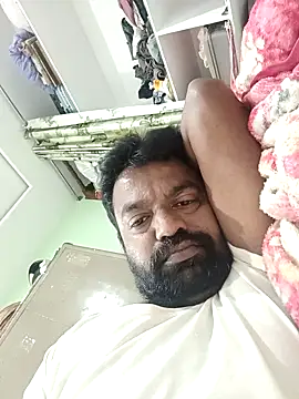 Snapshot of PVNRAO0831 chatting on October 14, 3:07 am PVNRAO0831 online show from October 14, 3:07 am